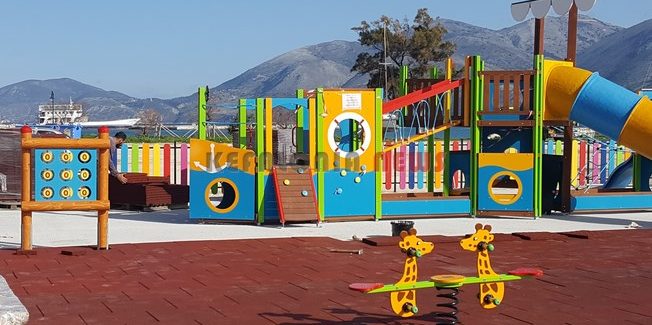 Η παιδική χαρά στο Ληξούρι θα τελειώσει σύντομα.