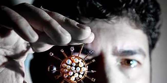 Στο Ζάπειο Μέγαρο ο σχεδιαστής  κοσμημάτων NICOFILIMON