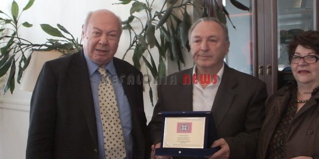 Τιμήθηκε ο Μπ. Μακρής για το Μουσείο Ραδιοφώνου.