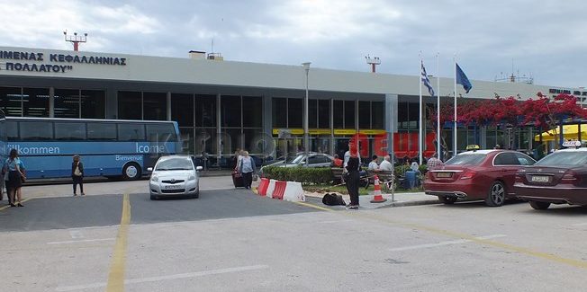 ΟΡΙΣΤΙΚΑ ΔΙΨΗΦΙΑ Η ΑΥΞΗΣΗ   ΤΩΝ  ΑΕΡΟΠΟΡΙΚΩΝ  ΑΦΙΞΕΩΝ  ΤΟΥ ΕΞΩΤΕΡΙΚΟΥ ΣΤΑ ΙΟΝΙΑ ΝΗΣΙΑ