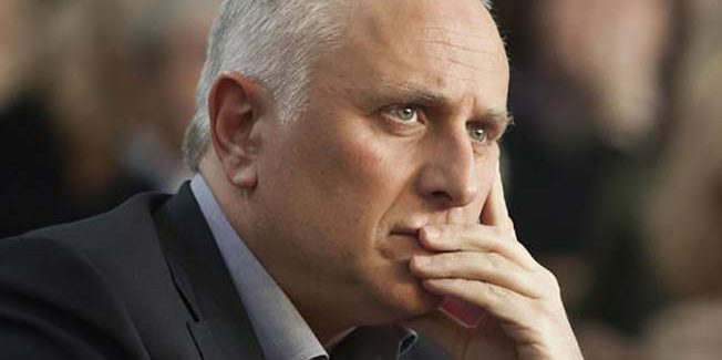 Την « κερκόπορτα» υπερδανεισμού και χρεοκοπίας των δήμων άνοιξε  πάλι η κυβέρνηση