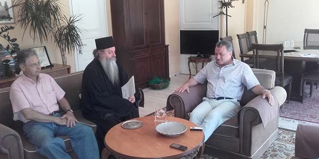 Συνάντηση  Περιφερειάρχη  με τον Ηγούμενο της  Ιεράς Μονής Φανερωμένης  Λευκάδος