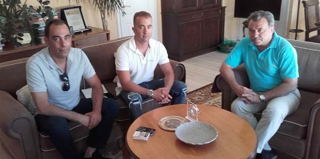 Με εκπροσώπους του Σωματείου Ιδιοκτητών Ταξί Λευκάδας συναντήθηκε ο Περιφερειάρχης