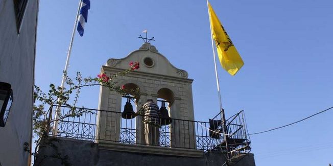 Η  Κυρά η Κεχριωνιώτισσα,   το Θαύμα  και οι κυράδες του κεριού και της μερσίνας