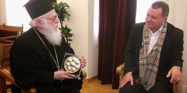 ΔΙΕΘΝΕΣ ΣΥΝΕΔΡΙΟ ΑΠΟΔΗΜΩΝ ΕΠΤΑΝΗΣΙΩΝ