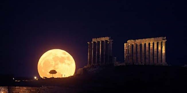 Η πανσέληνος επιδρά στην υγεία μας;