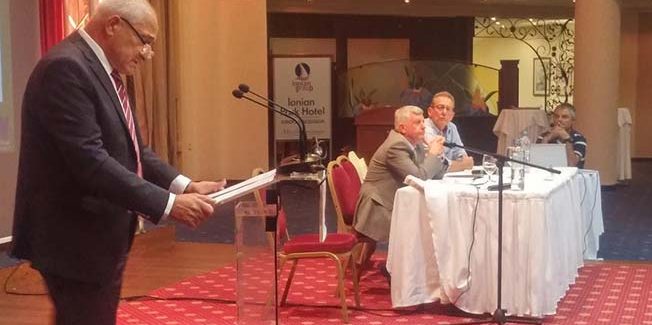 Με τη θεματική ενότητα  «Εκπαίδευση και ο ρόλος  των εκπαιδευτικών Ιδρυμάτων  των Ιονίων Νήσων στις σχέσεις  με τους απόδημους»