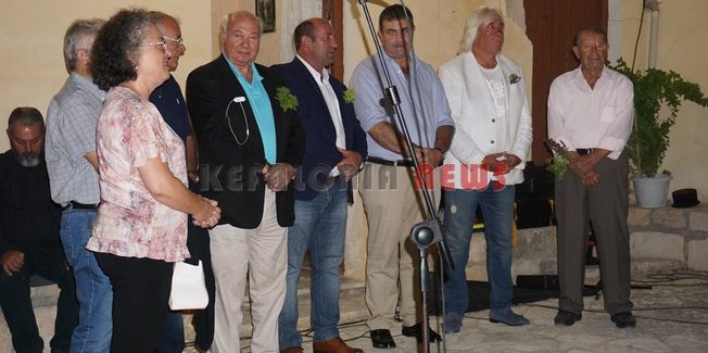 Ύψωση του Τιμίου Σταυρού  στην Μονή  Κηπουραίων.