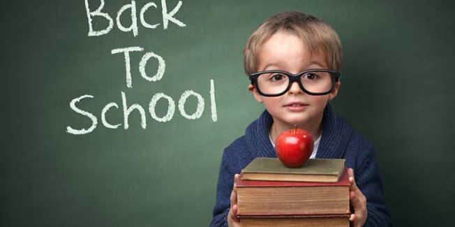 Συγκέντρωση σχολικών ειδών.