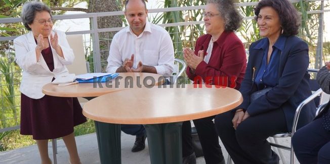 Την Ένωση ΑμεΑ “ΥΠΕΡΙΩΝ” επισκέφθηκε η κ. Θ. Φωτίου.