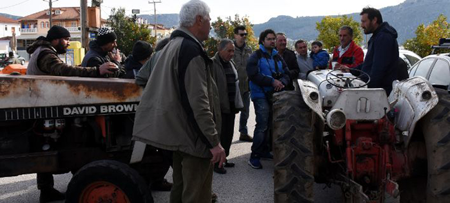 Το ΕΚΚΙ καταγγέλει τις διώξεις των αγροτών που αγωνίζονται
