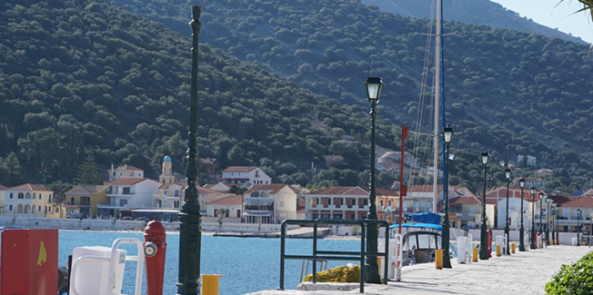 Προβλήματα στο γραφικό λιμανάκι της Αγίας Ευφημίας.