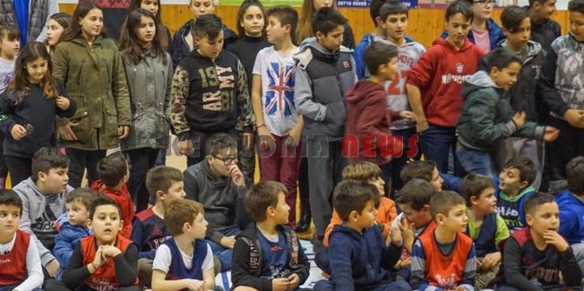 Σε ένα όμορφο κλίμα έκοψε την πίτα του ο ΝΕΟΛ
