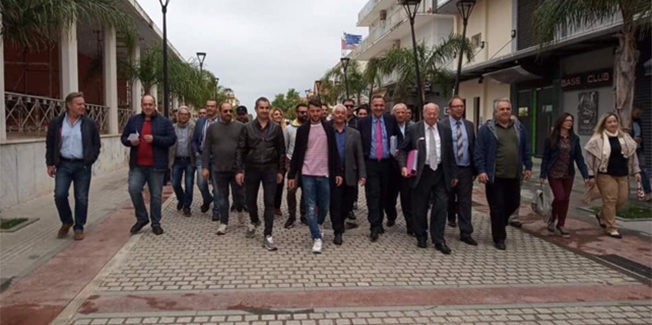 “Πληρωμένοι κονδυλοφόροι διαδίδουν ψευδείς ειδήσεις”