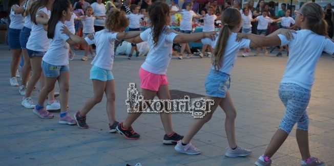 Τα παιδιά της “Χωροπούλας” χόρεψαν στην Πλατεία Ληξουρίου