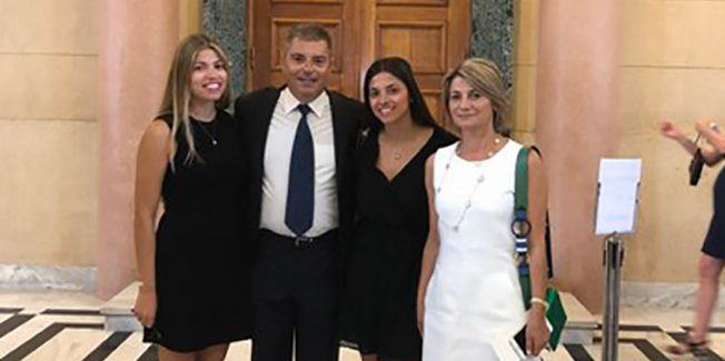 Η ορκωμοσία του Παναγή Καππάτου σήμερα στη Βουλή.
