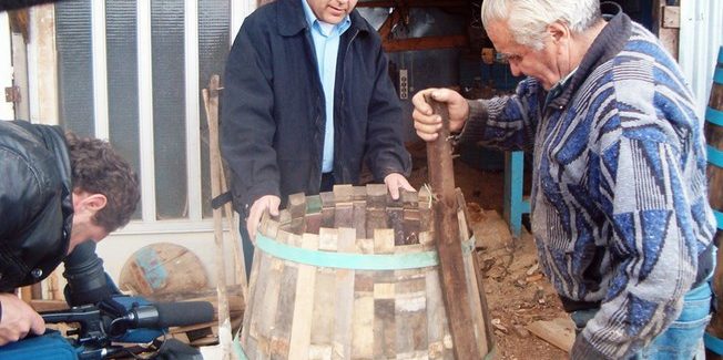 Μια στάση μνήμης  για τον μπαρμπα Σπύρο  Βουτσινά