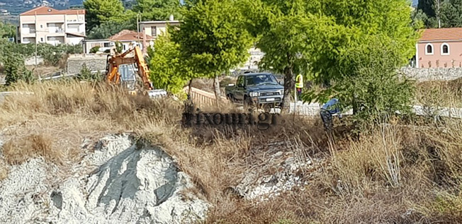 Ξεκίνησαν σήμερα οι εργασίες αποκατάστασης του τοιχείου στον δρόμο προς Ξι.