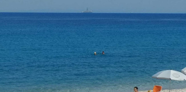 Πανικός στον Πόρο για πλατφόρμα εξόρυξης.