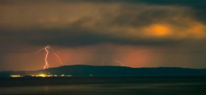 Περισσότεροι από 10.000 κεραυνοί μέσα σε λίγες ώρες σε Ιόνιο και Δυτική Ελλάδα