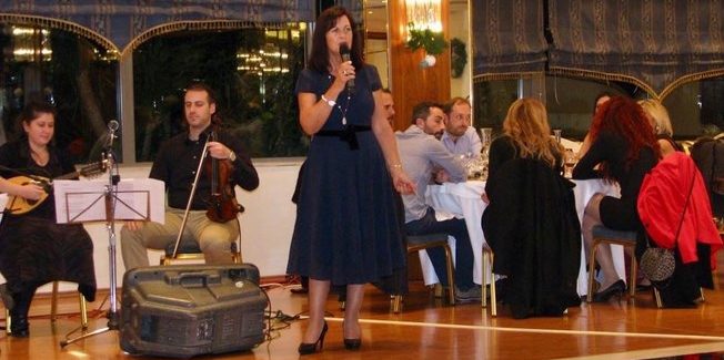 Χριστουγεννιάτικη Χοροεσπερίδα της Αδελφότητας Πειραιά
