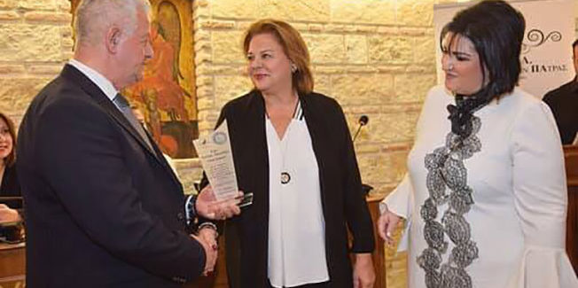 Βράβευση της Λούκας Κατσέλη και παρουσίαση του νέου βιβλίου της Ευρυδίκης Λειβαδά