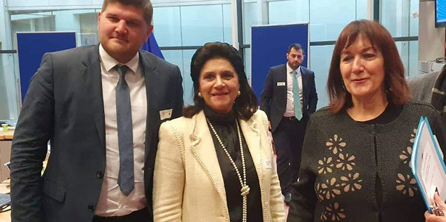 Συναντήσεις με Ευρωπαίους αξιωματούχους στις Βρυξέλλες