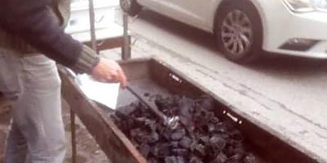 Τσικνιστές και “φιλόζωοι” αντισπισιστές