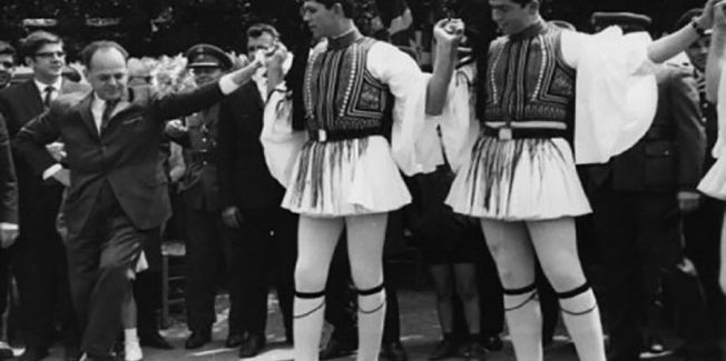 21η Απριλίου: Χούντα καθαρμάτων, ηλιθίων και λαμογιών