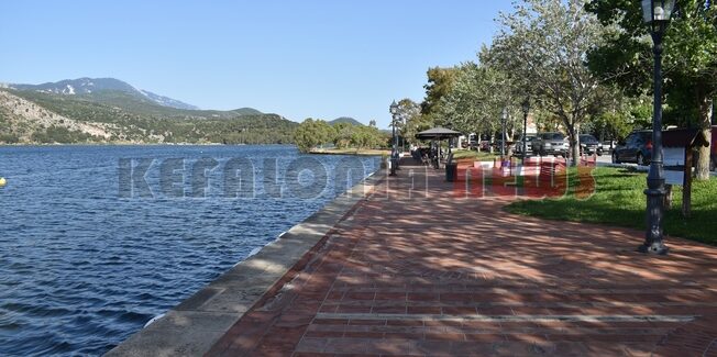 Εθελοντική δράση  καθαρισμού της ακτογραμμής της λιμνοθάλασσας  του Κουτάβου.