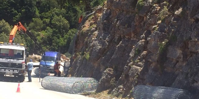 Ένα γιγαντιαίο έργο βραχοπροστασίας ……