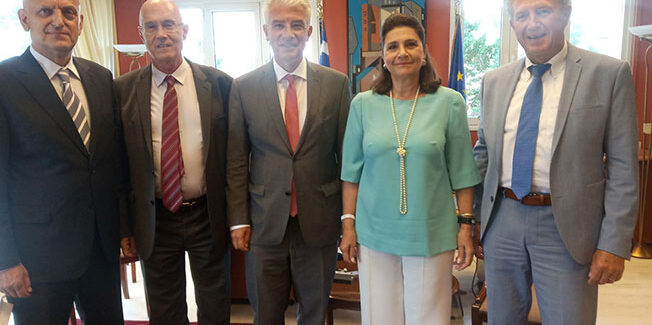 Συνεργασία για την διαχείριση των απορριμμάτων και την επανεκκίνηση του τουρισμού από τη Γερμανία στα Ιόνια Νησιά.