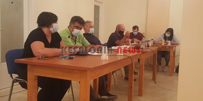 Δημ. Συμβούλιο Ληξουρίου: Συζήτηση για το  ΧΥΤΥ και για τα  Σχολεία