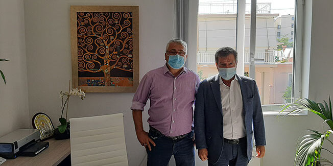 Συνάντηση στο Επιμελητήριο Σταύρου Σπαθή και Γιώργου Καμίνη.