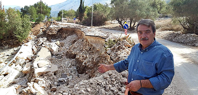 Περιφέρεια Ιονίων Νήσων: Ολοκληρώνεται ο καθαρισμός  των περιοχων που επλήγησαν και των δρόμων