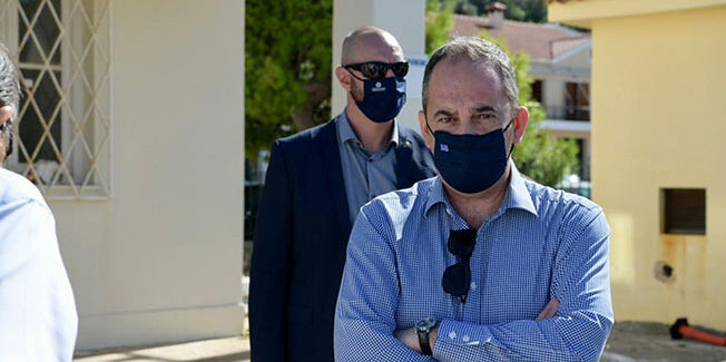 Δυο περιπολικά με υγειονομικό εξοπλισμό για τα Ιόνια Νησιά  ανακοίνωσε ο ΥΝΑΝΠ κ. Γιάννης Πλακιωτάκης