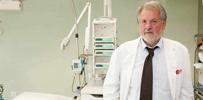 Διευθυντής ΜΕΘ Παπανικολάου: Δεν περιγράφεται αυτό που ζούμε…