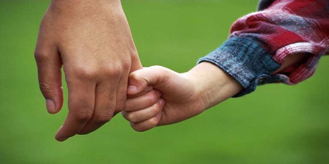 Η Περιφέρεια Ιονίων Νήσων συνεχίζει  να στηρίζει ενεργά τον θεσμό της υιοθεσίας