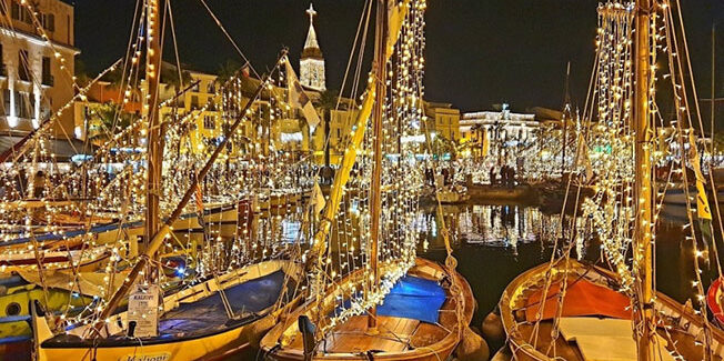 Χριστουγεννιάτικο καράβι: Μια ελληνική παράδοση που σβήνει