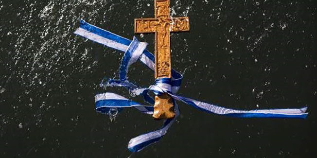 Προβληματίζει και διχάζει η στροφή της Πολιτείας «εις τα οπίσω»!