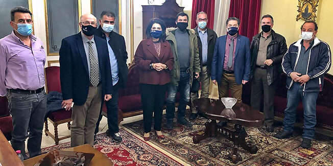 Περιφερειάρχης Ρόδη Κράτσα   Επι τάπητος τα προβλήματα των ελαιοτριβείων