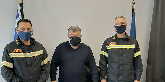 Εθιμοτυπική επίσκεψη στο Γραφείο Δημάρχου ο νέος Διοικητής Πυροσβεστικής Υπηρεσίας