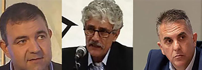 Τρεις Δήμαρχοι διαμαρτύρονται….