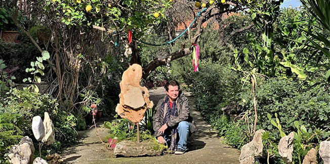 ΕΚΘΕΣΗ ΜΕ ΒΙΟΜΟΡΦΙΚΑ ΓΛΥΠΤΑ ΣΤΟΝ ΚΗΠΟ της ΣΥΓΧΡΟΝΗΣ ΠΙΝΑΚΟΘΗΚΗΣ VILLA ΡΟΔΟΠΗ ΣΤΟ ΑΡΓΟΣΤΟΛΙ.