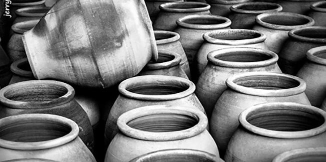 Ο Συ-ριζά και οι 40 κλέφτες