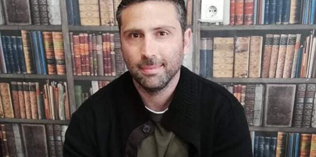 Το βιβλίο του Γιώργου Μανέττα “Ο Λύχνος”.