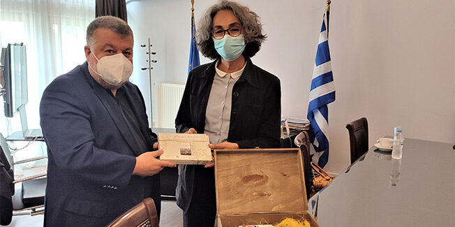 Η Σοφία Σακοράφα στο Δήμο Αργοστολίου