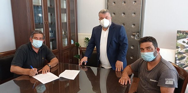 Ο Δήμος προχώρησε στην  υπογραφή δύο σημαντικών συμβάσεων κατασκευής έργου