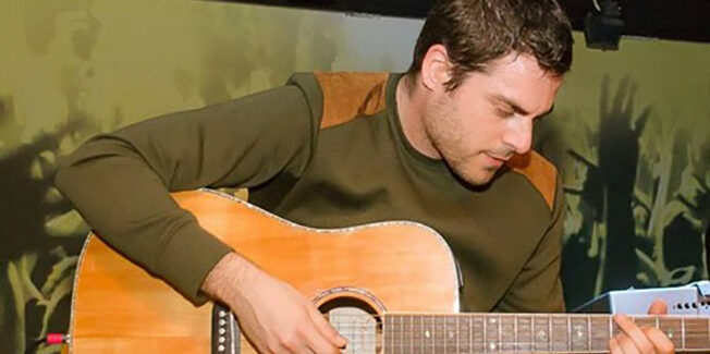 Ο Μάκης Πετράτος σήμερα στο κλειστό Γυμναστήριο Αργοστολίου