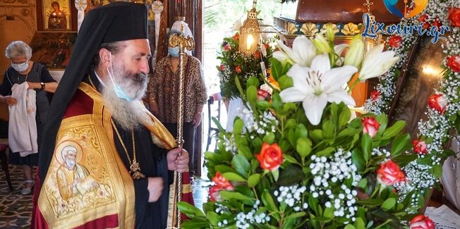 Με μικρό Εσπερινό και μεταφορά της Εικόνας και των Λειψανων του  Αγίου Παναγή (Παπά Μπασιά),